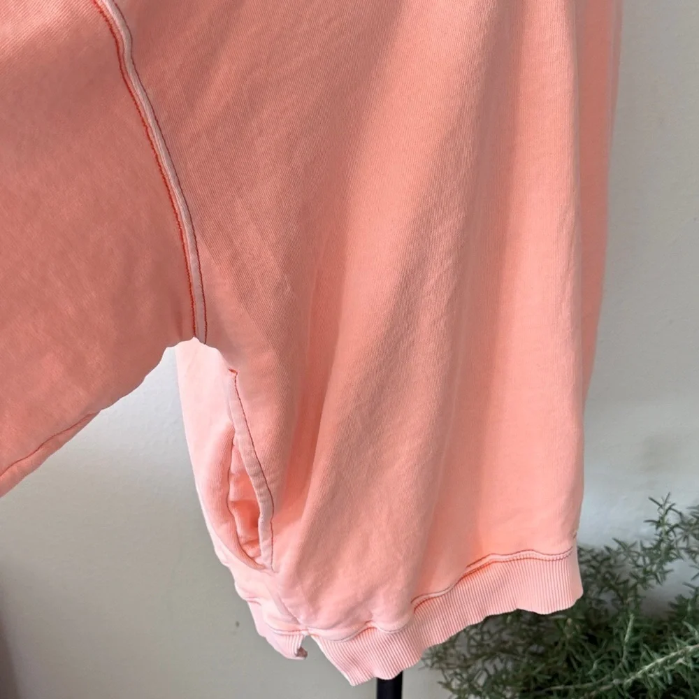 Free People Movement sz M oversized salmon pink sweatshirt great pre owned cond